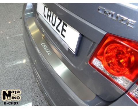 Накладка на бампер Chevrolet Cruze хетчбек 11- (NataNiko)