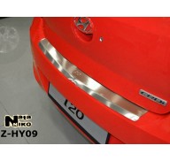 Накладка на бампер с загибом Hyundai i20 08- (NataNiko)