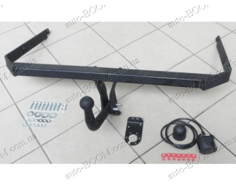 Фаркоп на Mazda 3 03-09 седан, sports appearance pack