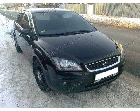 Дефлектор капота на Ford Focus 2 05-08 (Sim)