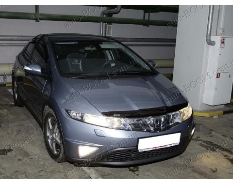 Дефлектор капота на Honda Civic 8 06-11 хетчбек (Sim)