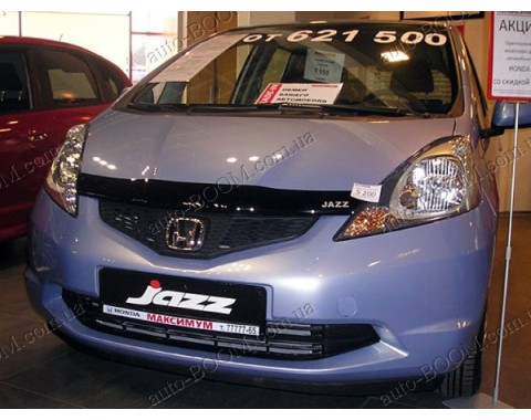 Дефлектор капота на Honda Jazz 3 08-13 (Sim)