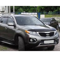 Дефлектор капота на Kia Sorento 2 09- (Sim)