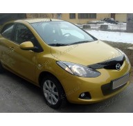 Дефлектор капота на Mazda 2 08- (Sim)