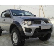 Дефлектор капота на Mitsubishi Pajero Sport 2 08- (Sim)