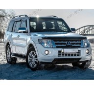 Дефлектор капота на Mitsubishi Pajero 4 06- (Sim)