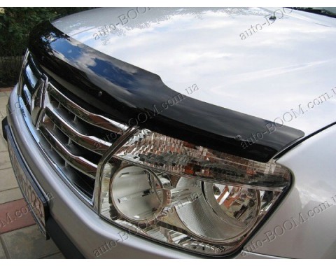 Дефлектор капота на Renault Duster 10- (Sim)