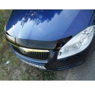 Дефлектор капота на Skoda Fabia 2 07-10 (Sim)