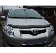 Дефлектор капота на Toyota Auris 06-09 (Sim)