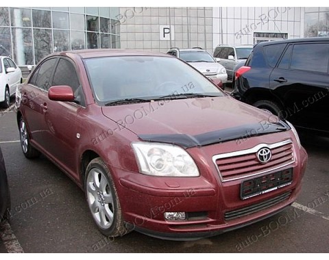 Дефлектор капота на Toyota Avensis 03-08 (Sim)