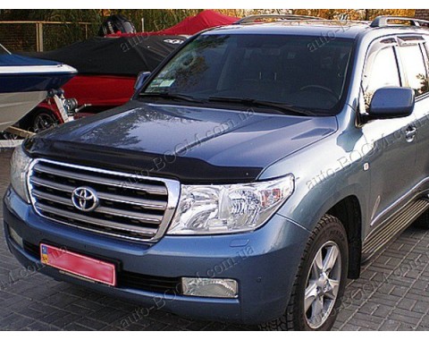 Дефлектор капота на Toyota Land Cruiser 200 08- (Sim)