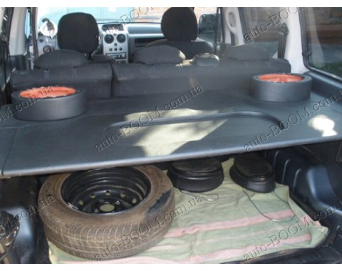 Акустическая полка на Peugeot Partner 08- черная, с опорой, на фанере, стандарт