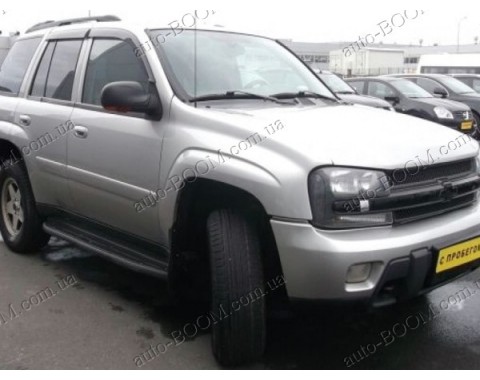 Дефлекторы окон на Chevrolet TrailBlazer 02-09 (Cobra Tuning)