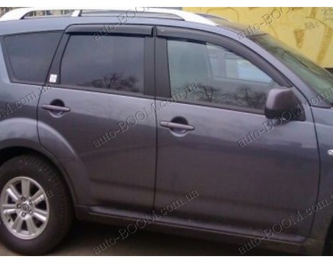 Дефлекторы окон на Citroen C-Crosser 07- (Cobra Tuning)