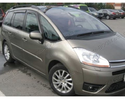 Дефлекторы окон на Citroen C4 Grand Picasso 06-13 (Cobra Tuning)