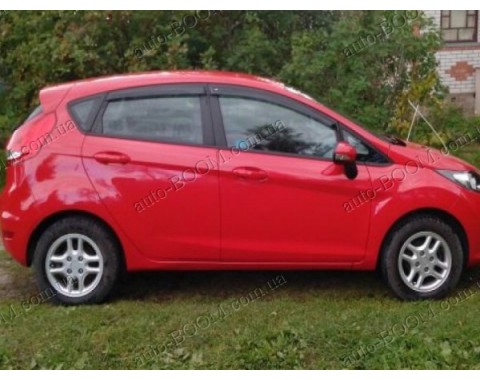 Дефлекторы окон на Ford Fiesta 6 08- 5дверей (Cobra Tuning)