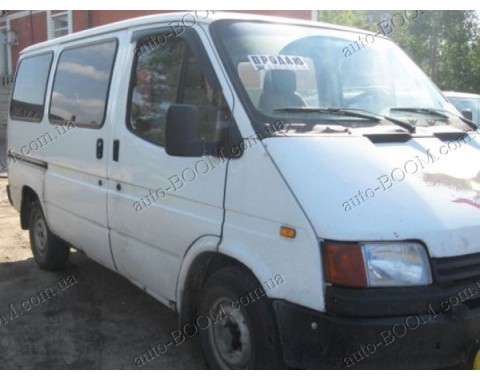 Дефлекторы окон на Ford Transit 85-00 (Cobra Tuning)