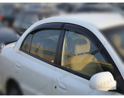 Дефлекторы окон на Kia Rio 00-05 (Cobra Tuning)