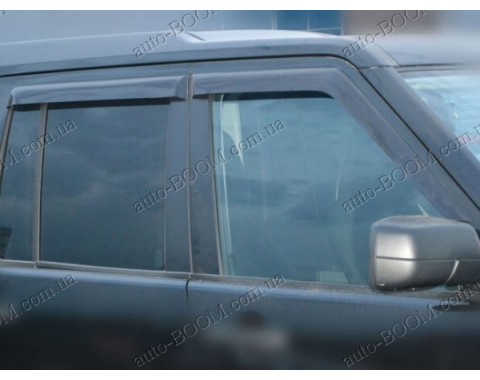 Дефлекторы окон на Land Rover Discovery 3 04-09 (Cobra Tuning)