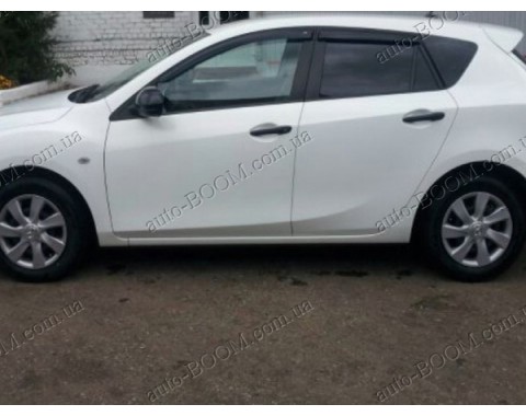 Дефлекторы окон на Mazda 3 09- хэтчбек (Cobra Tuning)