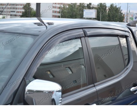 Дефлекторы окон на Mitsubishi L200 06- (Cobra Tuning)