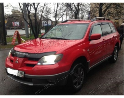 Дефлекторы окон на Mitsubishi Outlander 03-06 (Cobra Tuning)