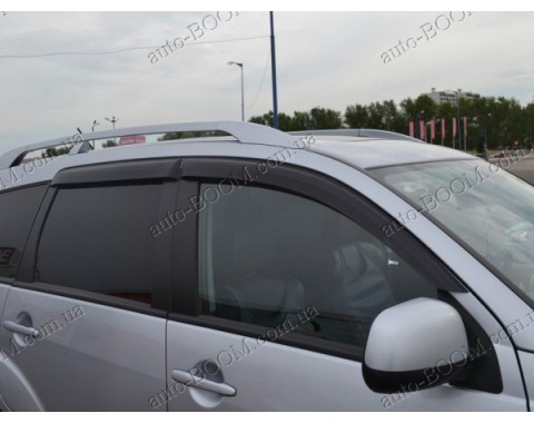 Дефлекторы окон на Mitsubishi Outlander 2 XL 06- (Cobra Tuning)