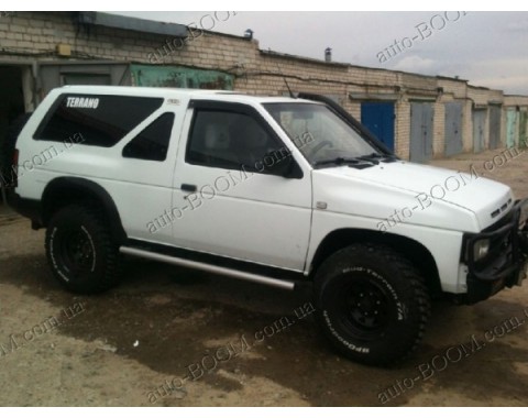 Дефлекторы окон на Nissan Terrano 87-95 3двери (Cobra Tuning)