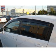 Дефлекторы окон на Nissan Tiida 04- хэтчбек (Cobra Tuning)