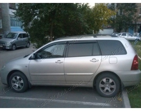 Дефлекторы окон на Toyota Corolla 9 01-06 универсал (Cobra Tuning)