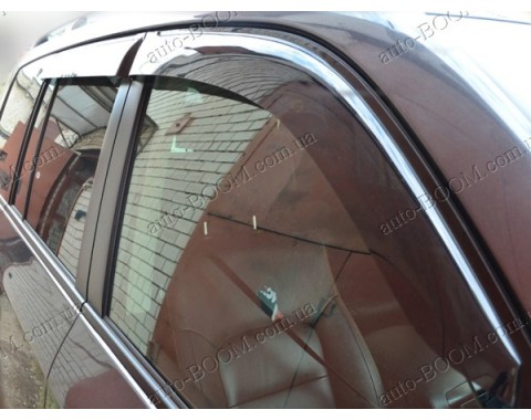 Дефлекторы окон на Toyota Land Cruiser 200 08- (Cobra Tuning)