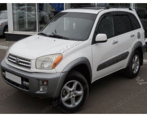 Дефлекторы окон на Toyota RAV4 2 00-05 5дверей (Cobra Tuning)