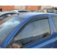 Дефлекторы окон на Toyota Yaris 99-06 3двери (Cobra Tuning)