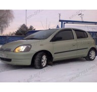 Дефлекторы окон на Toyota Yaris 99-06 5дверей (Cobra Tuning)